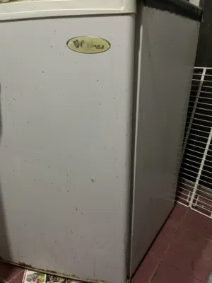 ثلاجه صغيره للبيع