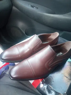 حذاء رسمي نوع berenni