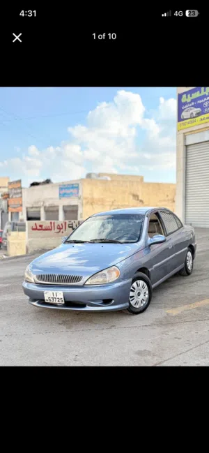 Kia rio 2001