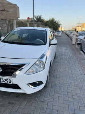 نيسان سني للبيع سياره