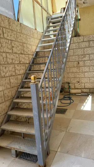 درج خارجي حديد للبيع