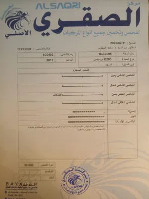 مرسيدس بنز الفئة E موديل 2012- أسود، صالون/سيدان، مستعملة بحالة ممتازة