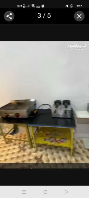 مطعم فلافل كامل من كل النواحي +مع المواعين كامل