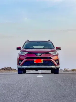Used Toyota RAV 4 in Al Dakhiliya