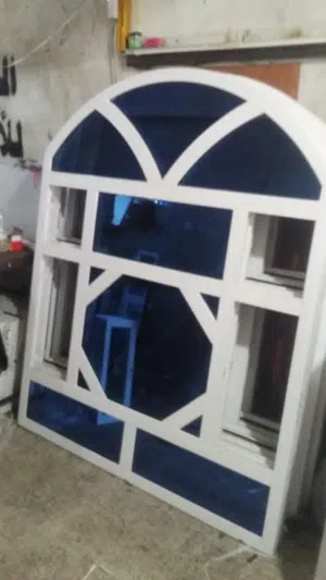 المنيوم شبابيك أبواب قواطع