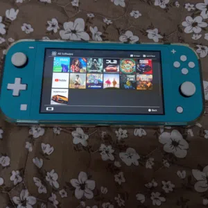جهاز Nintendo Switch Lite شوف الوصف
