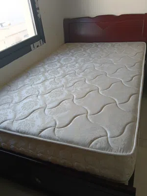 Bed and mattress