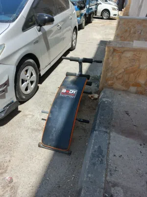 بنش مائل أو بنش معده الاسماء المتعددة له