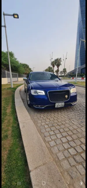 Chrysler C300 2019 on installments