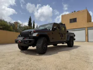 Used Jeep Gladiator in Salt