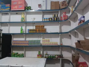 بقاله لا البيع اقواء عرطه في الملعب في الحي التجاري عند التجار جمب مدرسه لحق العرض قبل ياخذوه قبلك