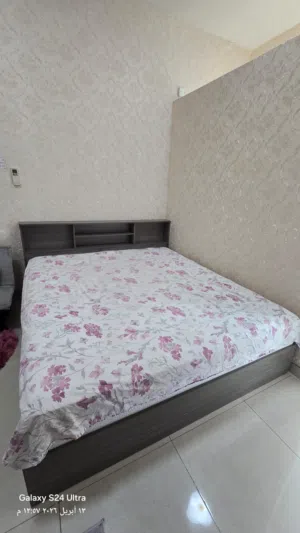 غرفة نوم كاملة من 4 قطع للبيع جديدة استعمال شهر واحد فقط