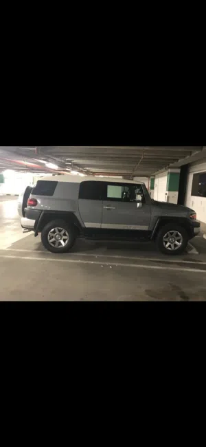 Used Toyota FJ in Farwaniya