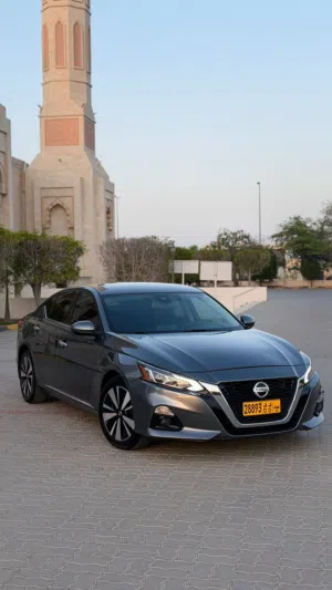 Used Nissan Altima in Muscat