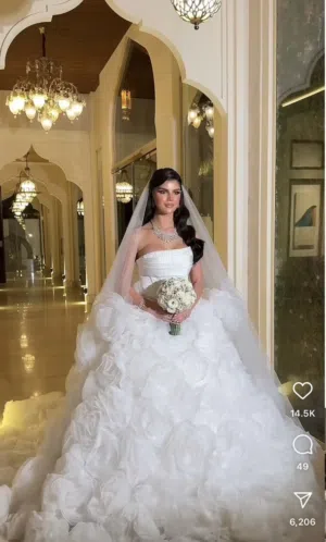 فستان زفاف جديد