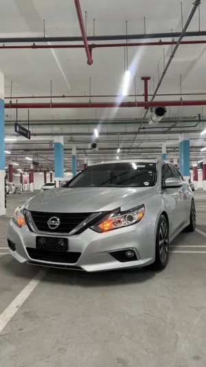Used Nissan Altima in Al Dakhiliya