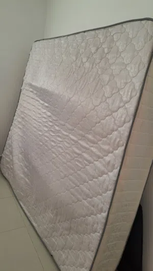 فرشه مستعمل بحاله جيده