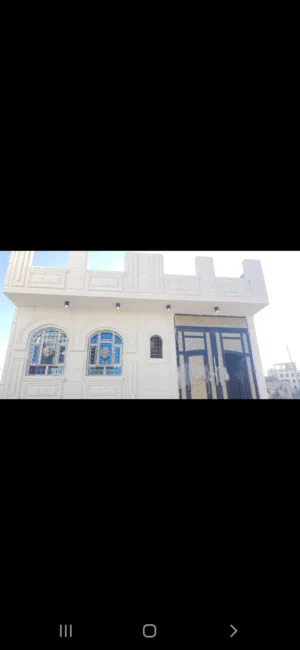 120 m2 3 Bedrooms Townhouse for Sale in Sana'a Shamlan