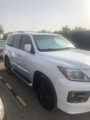 لكزس LX570 sport خليجي موديل 2014