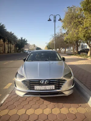 Hyundai sonata 2020 full options silver