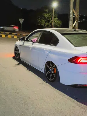 جنط 18 وكالة كوشوك نضيف لا كسر ولا لحام ولا فتال دهان ابلادو اصلي ولا نقره للبيع او للبدل  الموقع عم