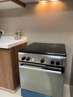 فرن كهربائي للبيع بحاله جيدة جدا