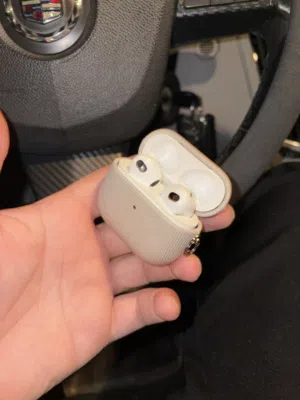 AirPods 3 اصلية للبيع