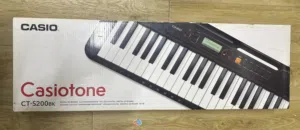 بيانو ماركة CASIO موديل CT-s200bk جديد للبيع. للتواصل
