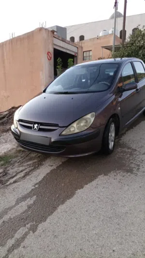 Used Peugeot 307 in Salt