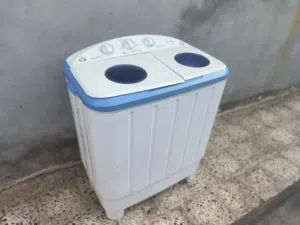 غسالة ملابس عادية