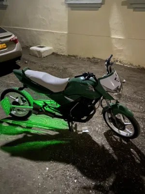 هوندا يونيكون للبيع السعر230 قابل