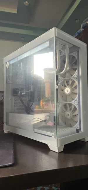 جهاز كمبيوتر مكتبي إحترافي إستعمال حوالي 4 أشهر جهاز نظيف و قوي و ميحيرش مع شي  المواصفات موضحه تحت