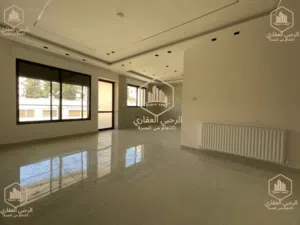 شقة / فارغة / للايجار / 3 نوم / لم تسكن / سوبرديلوكس/ الجاردنز