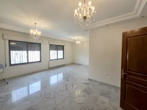 190 m2 3 Bedrooms Apartments for Sale in Amman Shmaisani