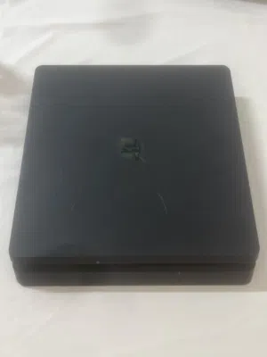 PlayStation 4 PlayStation for sale in Abu Dhabi