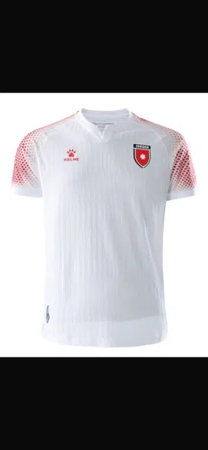 تيشيرت المنتخب التصميم الجديد نسخة المشجعين الوحدة 8 و عدد 2  15 دينار