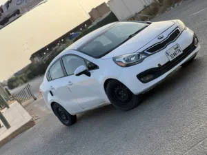 Used Kia Pride in Tripoli