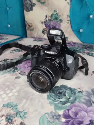 كاميرا كانون 650D