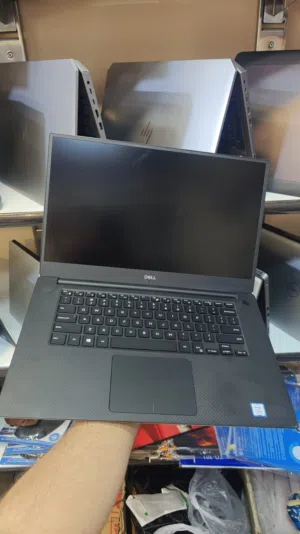dell xps العملاق