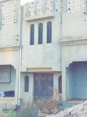 منزل للبيع في بوهادي (مخطط الشقعابي) الرض (400)م دورين.مسقوف(220)م.والسعر قابل للنقاش