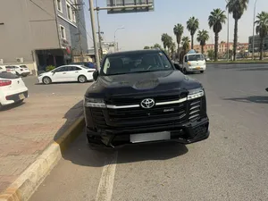 تويوتا ‏لاند كروزر ‏Black Edition ‏2024