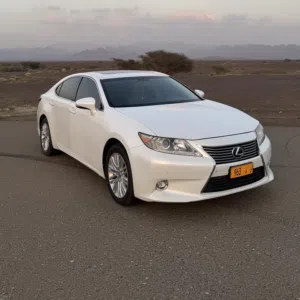 Used Lexus ES in Buraimi