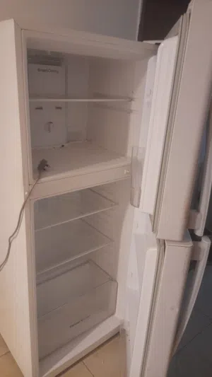 تلاجه استعمال خفيف
