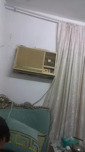 3 مكيفات للبيع بسعر 60 دينار