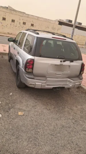 بليزر 2008 اللون فضي