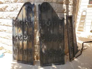Solid Steel Villa Gate/Door – Excellent Condition