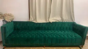 للبيع طقم كنب مكون من 4 كنبات،