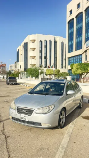 Used Hyundai Avante in Misrata