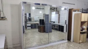 غرفه نوم حجم كبيررر مستعمله سنه التصوير بذكاء الصناعي لسبب ضيق المكان