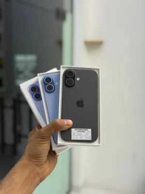 iPhone 17-256 GB Fine working phone - All good performance